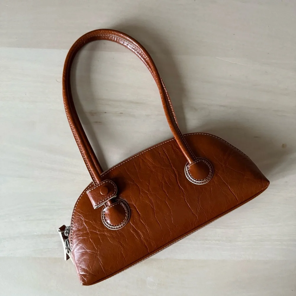 Margesherwood Elegant Brown Leather Shoulder Bag - Picture 6 of 6